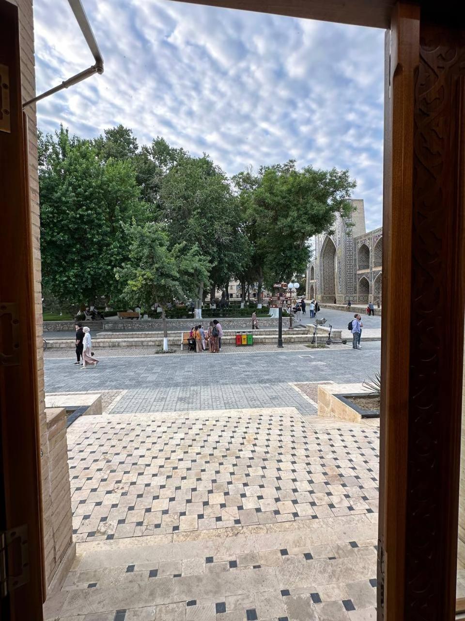 Munis Hotel Bukhara Exterior photo
